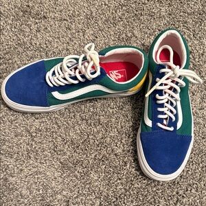 Vans Men's Blue and Green Skateboard Sneakers with White Accents